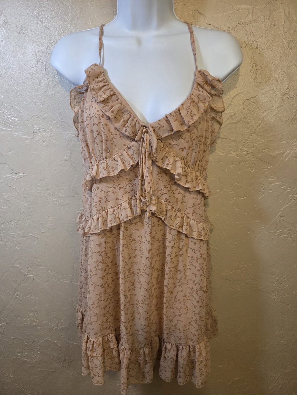 Forever 21 Blush Pink Floral Ruffle Mini Dress Size Large